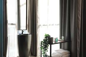 DISTRICT boutique