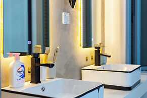 Shanghai Hills&Chuanyu Inn 53-402