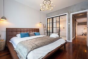 Shanghai Hills&Chuanyu Inn 53-402