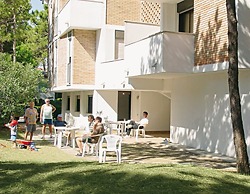 Comfortable Flat With Balcony for 9 Guests in Lignano Sabbiadoro