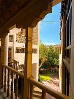 Nezer Hostel & Roof Top Cafe