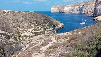 Xlendi Cozy Apartment