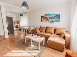Modern Apartment With Terrace in Herceg Novi