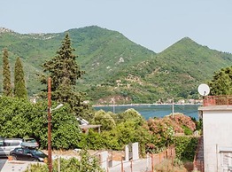 Modern Apartment With Terrace in Herceg Novi