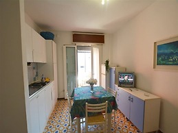 Central Apartment Near the Beach With Parking