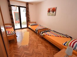 Cozy Igalo Retreat Ideal for Families