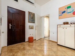 Elegant Apartment With Stunning Boka Bay Panorama