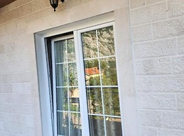 Deluxe City Escape With Modern Comforts & Garage