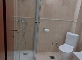 Deluxe City Escape With Modern Comforts & Garage