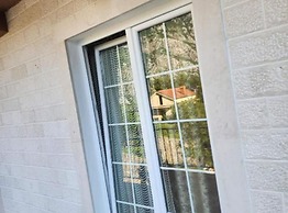 Deluxe City Escape With Modern Comforts & Garage