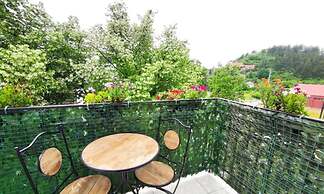 Heritage Haven Luxurious Apartment in City Center