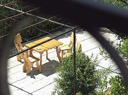 Charming & Cozy Apartment Close to Kotor Old Town