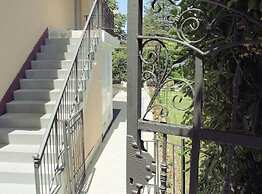 Charming & Cozy Apartment Close to Kotor Old Town