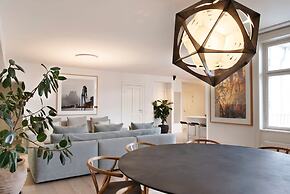 Dinesen Collection Condo by Royal Theatre