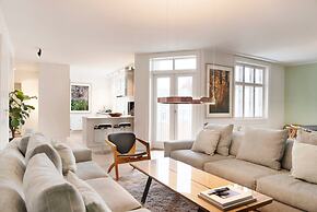 Dinesen Collection Condo by Royal Theatre
