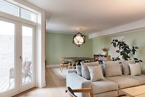 Dinesen Collection Condo by Royal Theatre