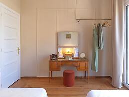 NEW The Acropolis Window