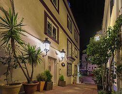 TAK Boutique Marbella Old Town