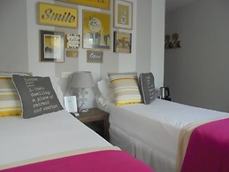 TAK Boutique Marbella Old Town