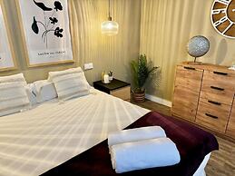 TAK Boutique Marbella Old Town