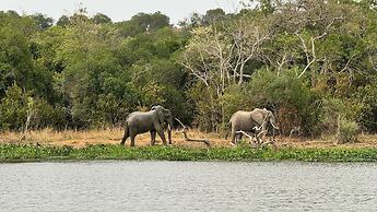 Entikko Safari Lodge