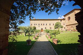 Sant'Anna in Camprena Agriturismo