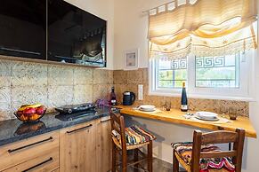 Petalidi Sunny Home Two