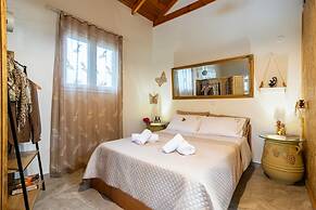 Petalidi Sunny Home Two