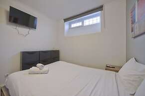 Jamor Terrace by Homing