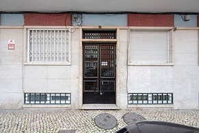 Jamor Terrace by Homing