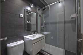 Jamor Terrace by Homing