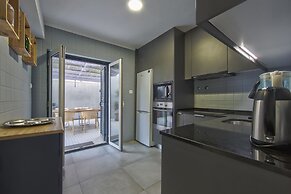 Jamor Terrace by Homing