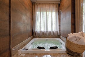 Champet Boutique Hotel