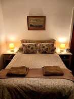 Regis Lodge Guesthouse
