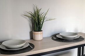 Sway - Chic 1-BR Apt & Balcony in Athens