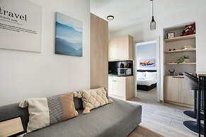 Sway - Chic 1-BR Apt & Balcony in Athens