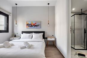 Sway - Chic 1-BR Apt & Balcony in Athens