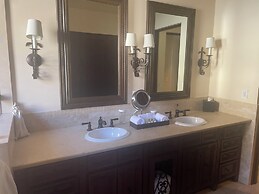 Vicroy Novaispania Estates