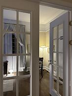 Shanghai Hills& Art Suite 15