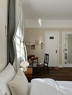 Shanghai Hills& Art Suite 15