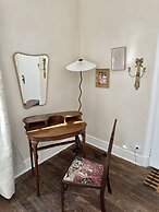 Shanghai Hills& Art Suite 15