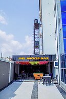 Del Migos Hotel & Suites