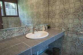 De Serenity -  Exclusive Jungle Retreat