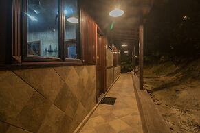 De Serenity -  Exclusive Jungle Retreat