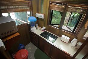 De Serenity -  Exclusive Jungle Retreat