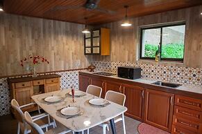 De Serenity -  Exclusive Jungle Retreat