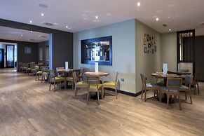 Premier Inn Heathrow Airport Terminal 4