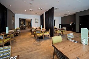 Premier Inn Heathrow Airport Terminal 4