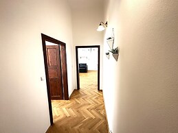 Black Eagle Apartments