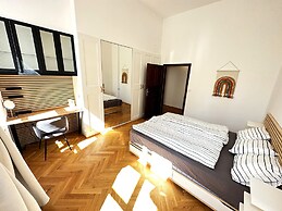 Black Eagle Apartments